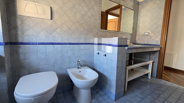 Bagno con doccia