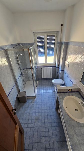 Bagno con doccia