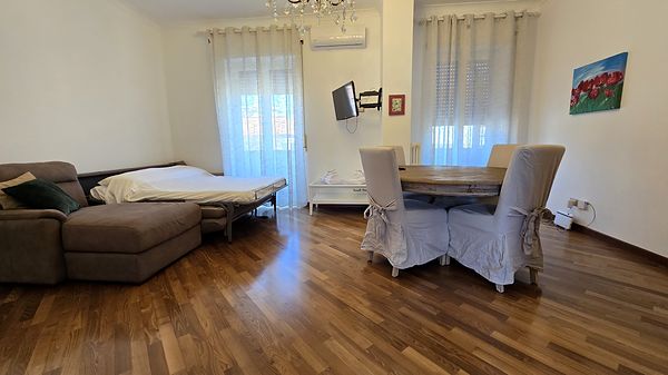 Divano letto matrimoniale